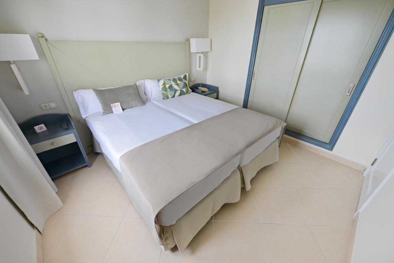Allsun Hotel Albatros Costa Teguise Exteriör bild