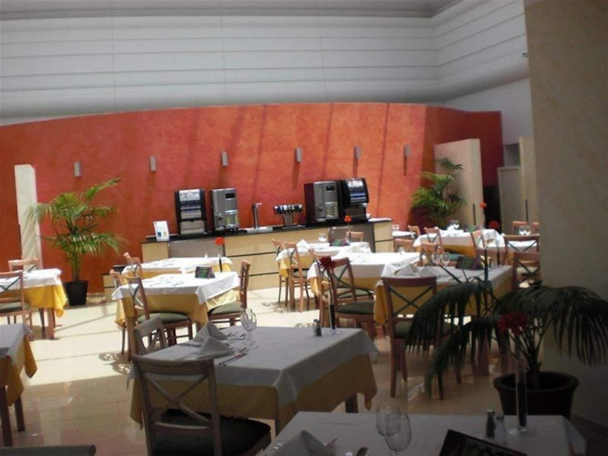 Allsun Hotel Albatros Costa Teguise Exteriör bild